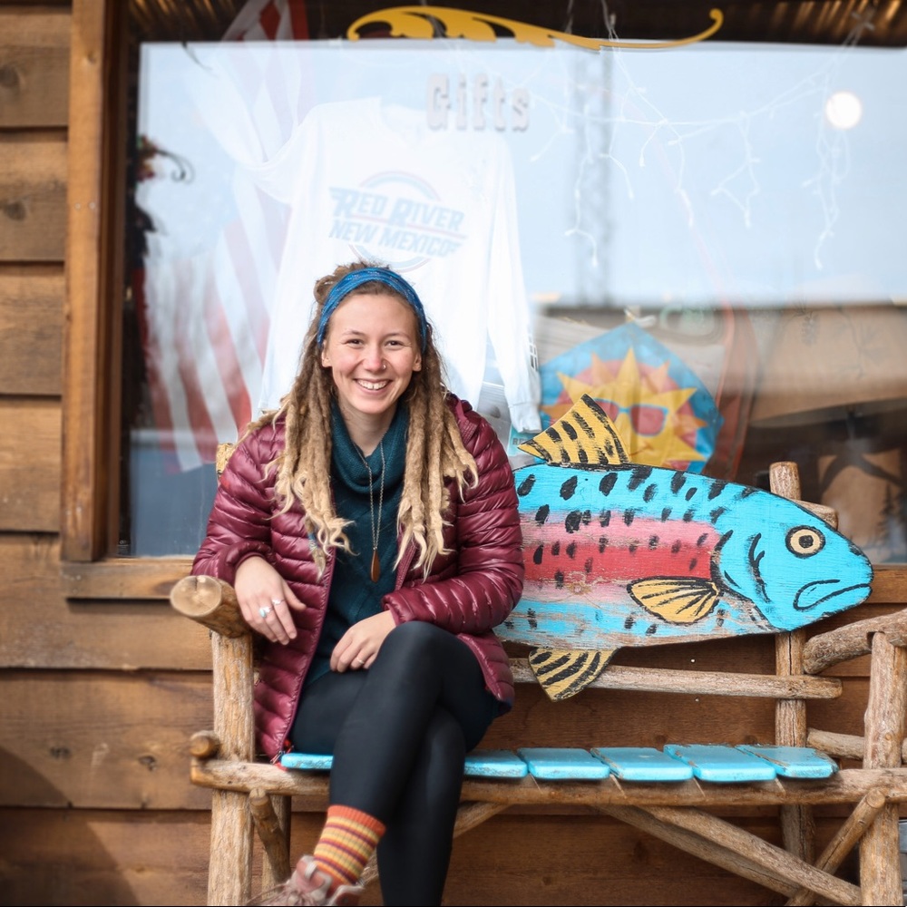 Meet your Posher, Madi